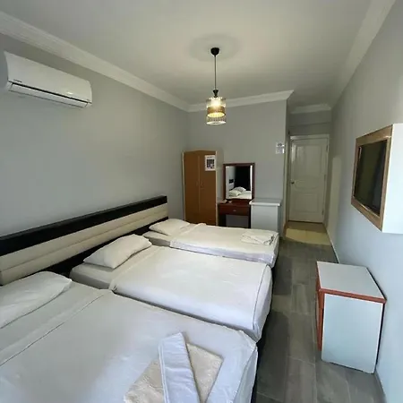 Guenaydin Hotell 4*