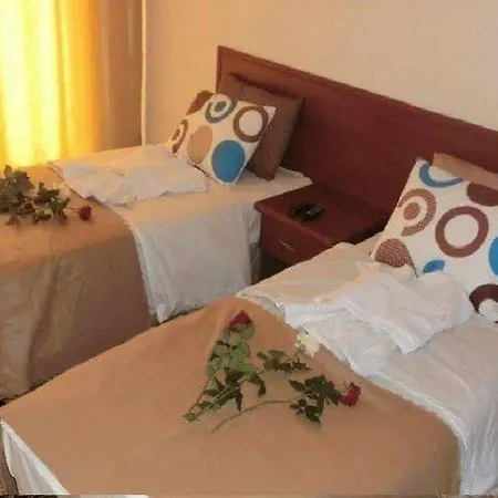 Отель Guenaydin