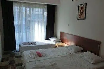 Hotell Guenaydin 4*